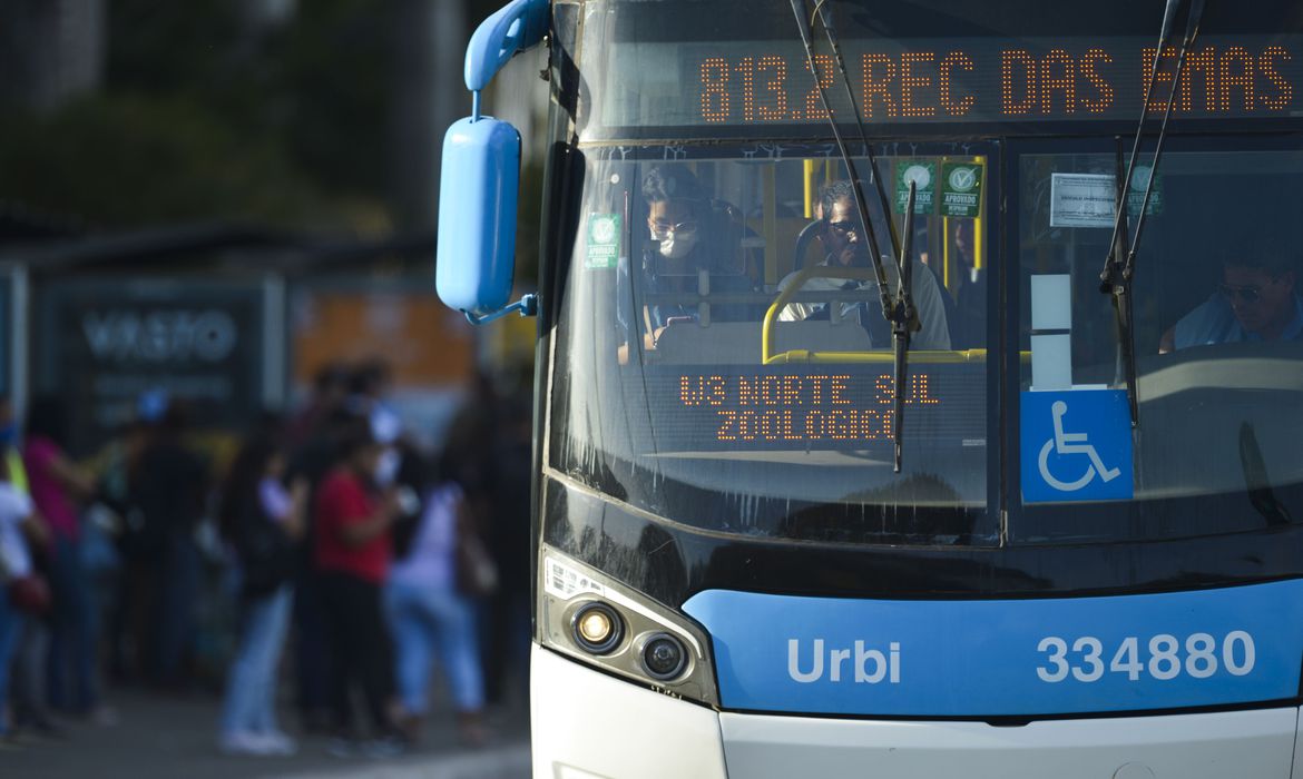 Ônibus urbano perdeu 10,8 milhões de passageiros em 2021