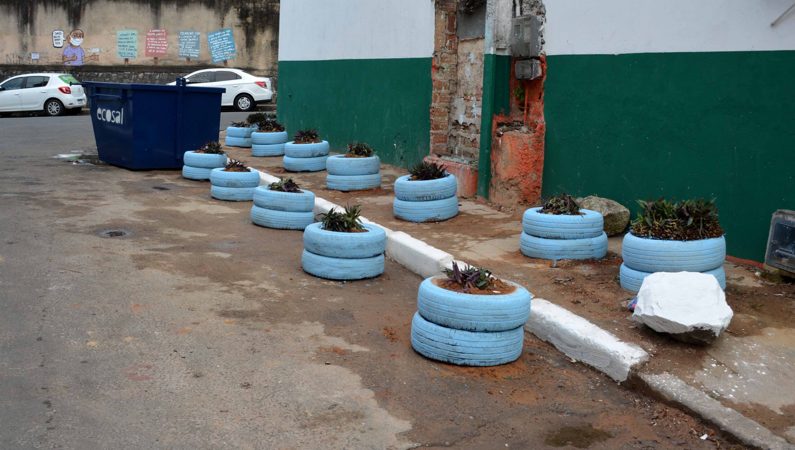 Limpurb instala ponto verde em rua da Fazenda Grande do Retiro