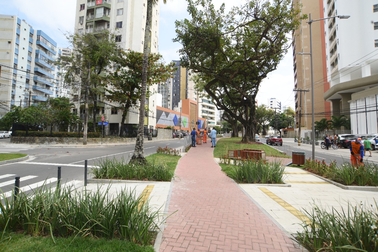 Nova Rua Sabino Silva proporciona melhorias na mobilidade e lazer