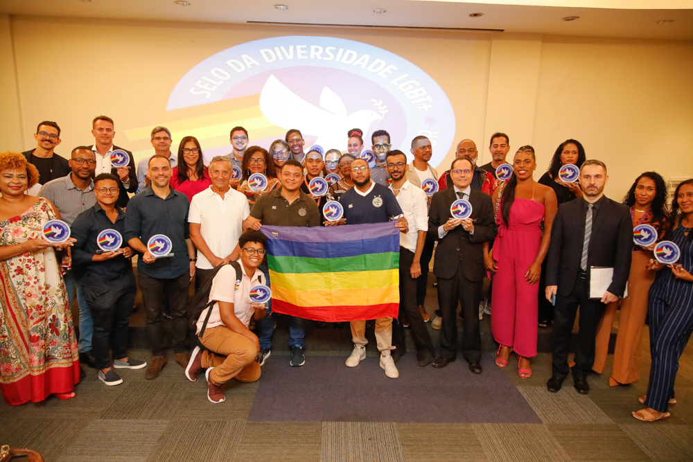 Semur outorga empresas com Selo da Diversidade LGBT