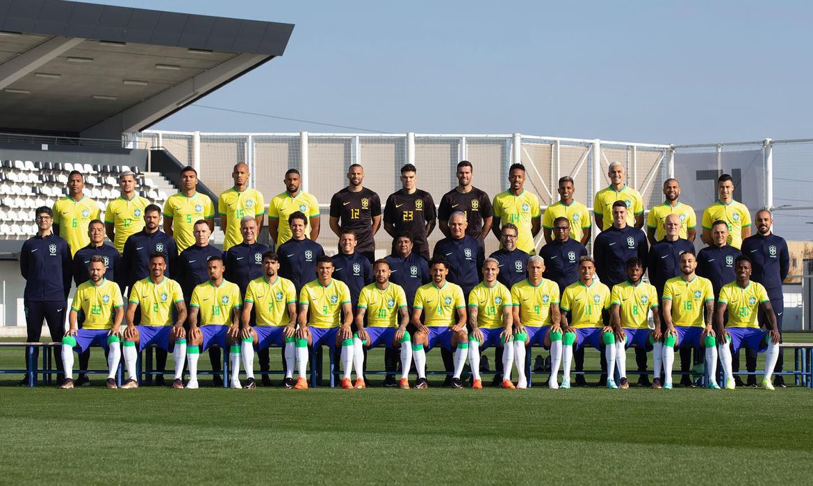Seleção brasileira chega ao Catar para a disputa do Mundial