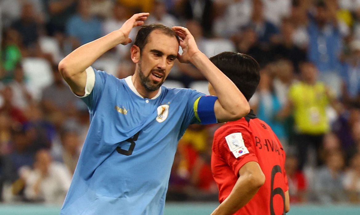 Uruguai e Coreia do Sul jogam mal e empatam em 0 a 0