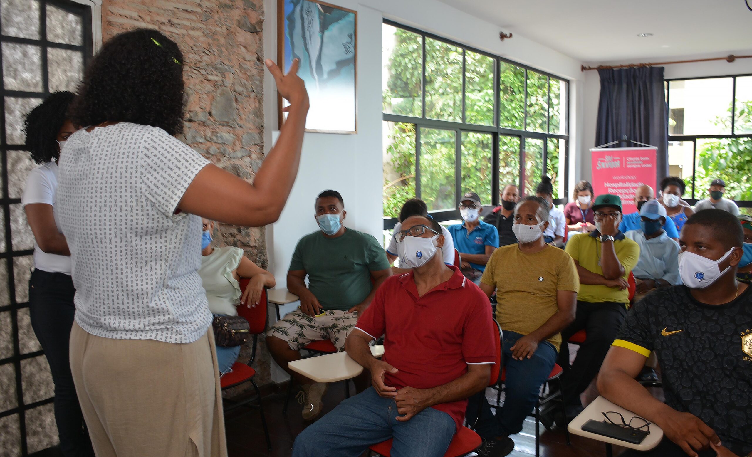 Sou Salvador oferece curso de capacitação para ambulantes da Barra