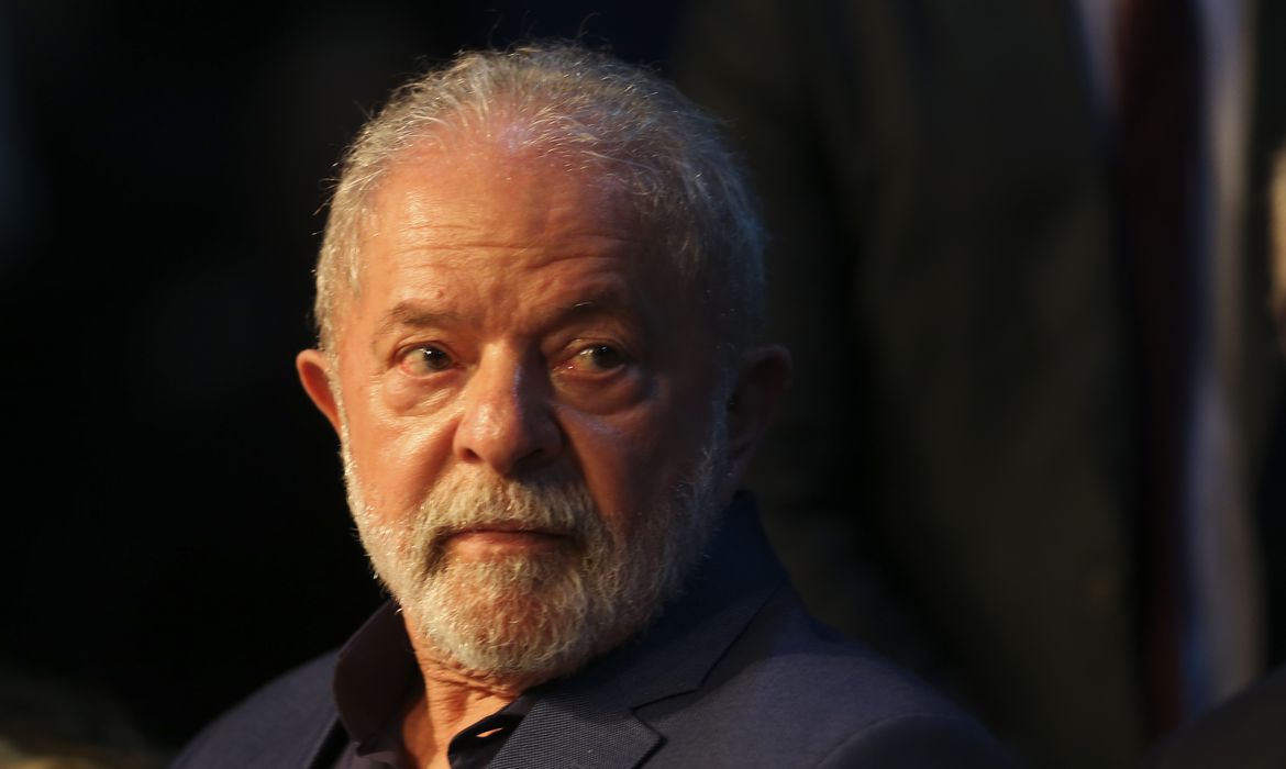 Em mensagem de Natal, Lula lembra vítimas da Covid e das chuvas