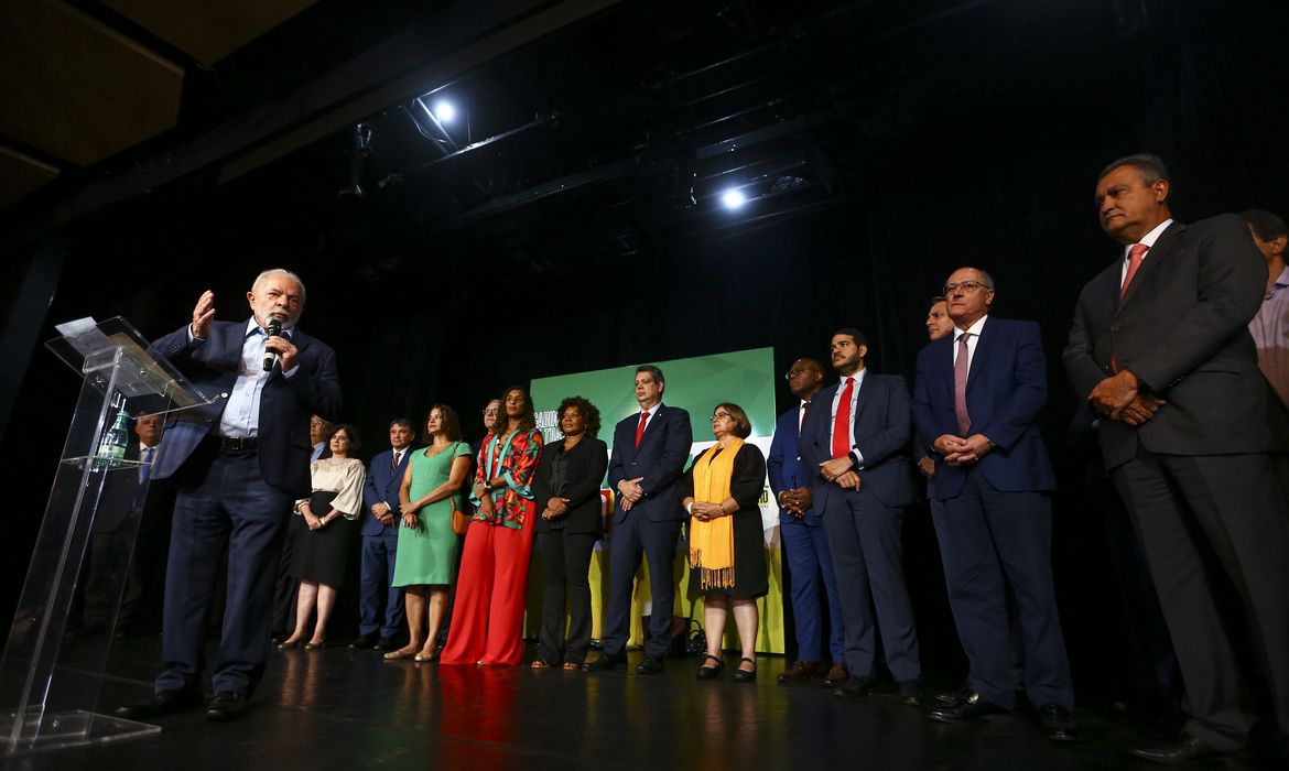 Presidente eleito Lula anuncia mais 16 ministros