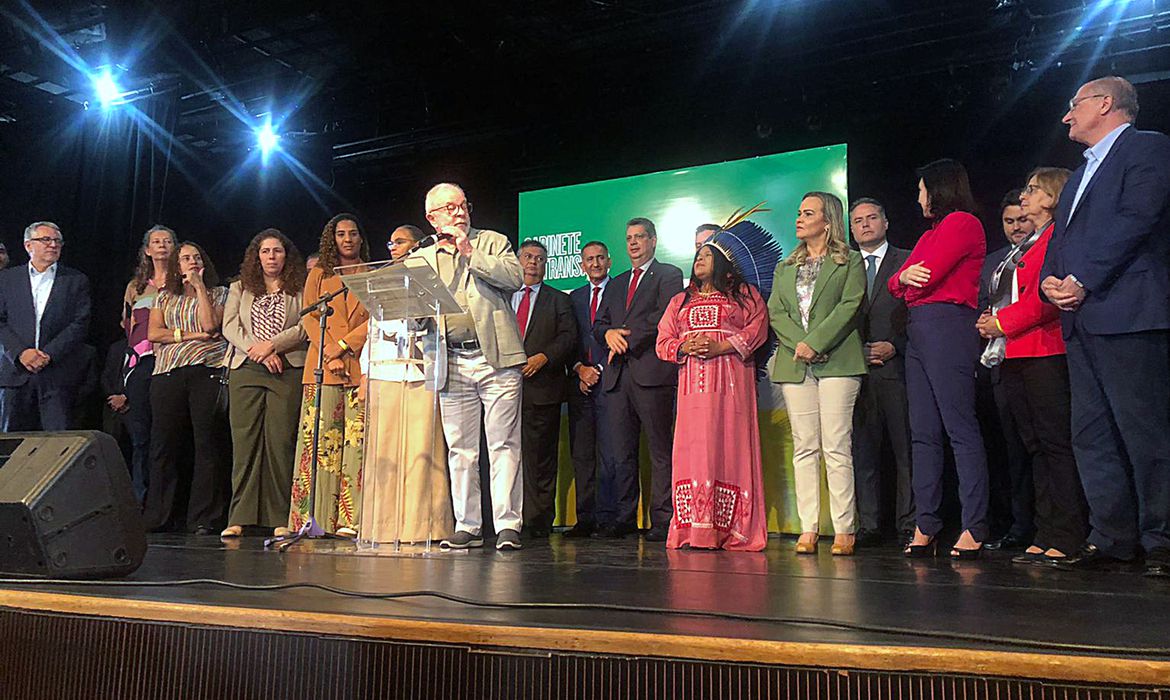 Presidente eleito Lula anuncia os últimos 16 ministros do próximo governo