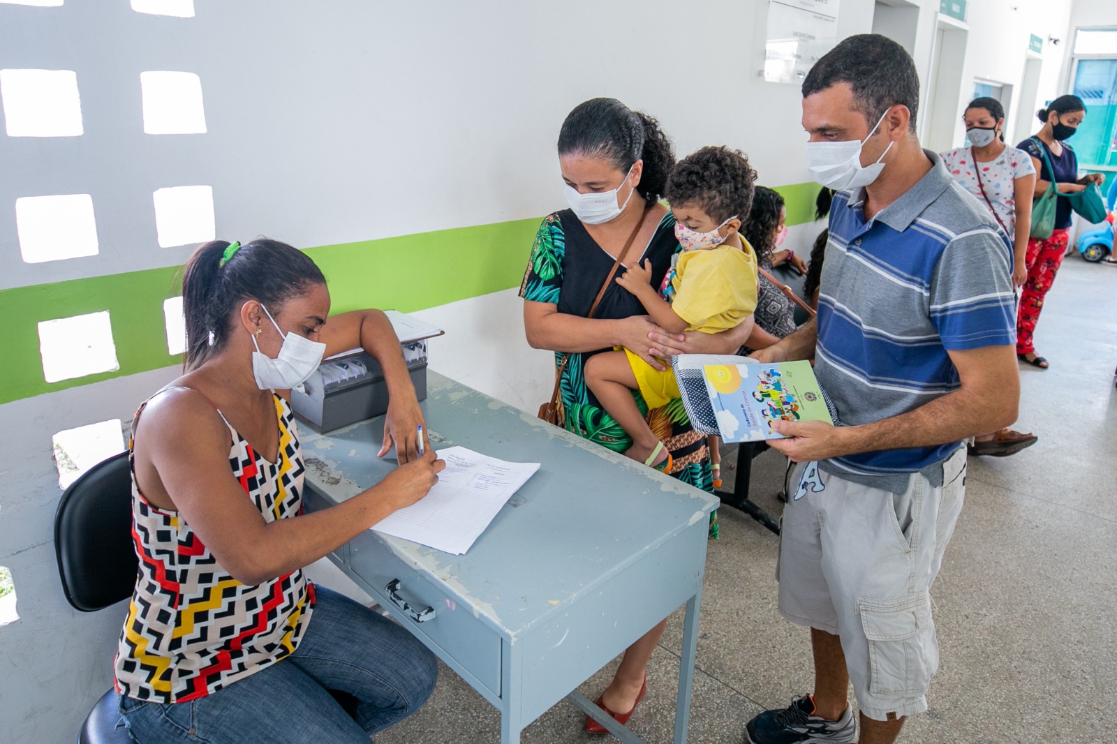 Sesau convoca população para atualização do cartão de vacina
