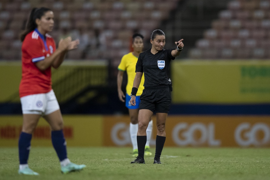 Fifa define árbitras brasileiras para a Copa do Mundo Feminina