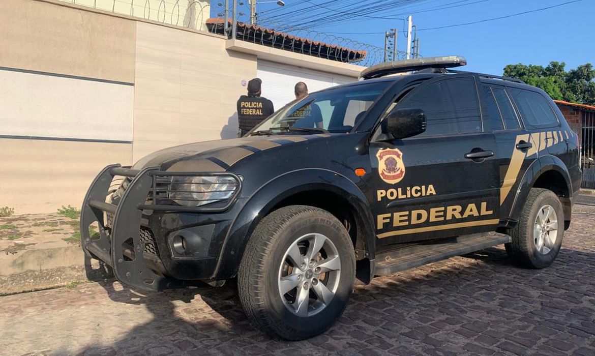 Sobrinho de Bolsonaro é alvo de operação da Polícia Federal