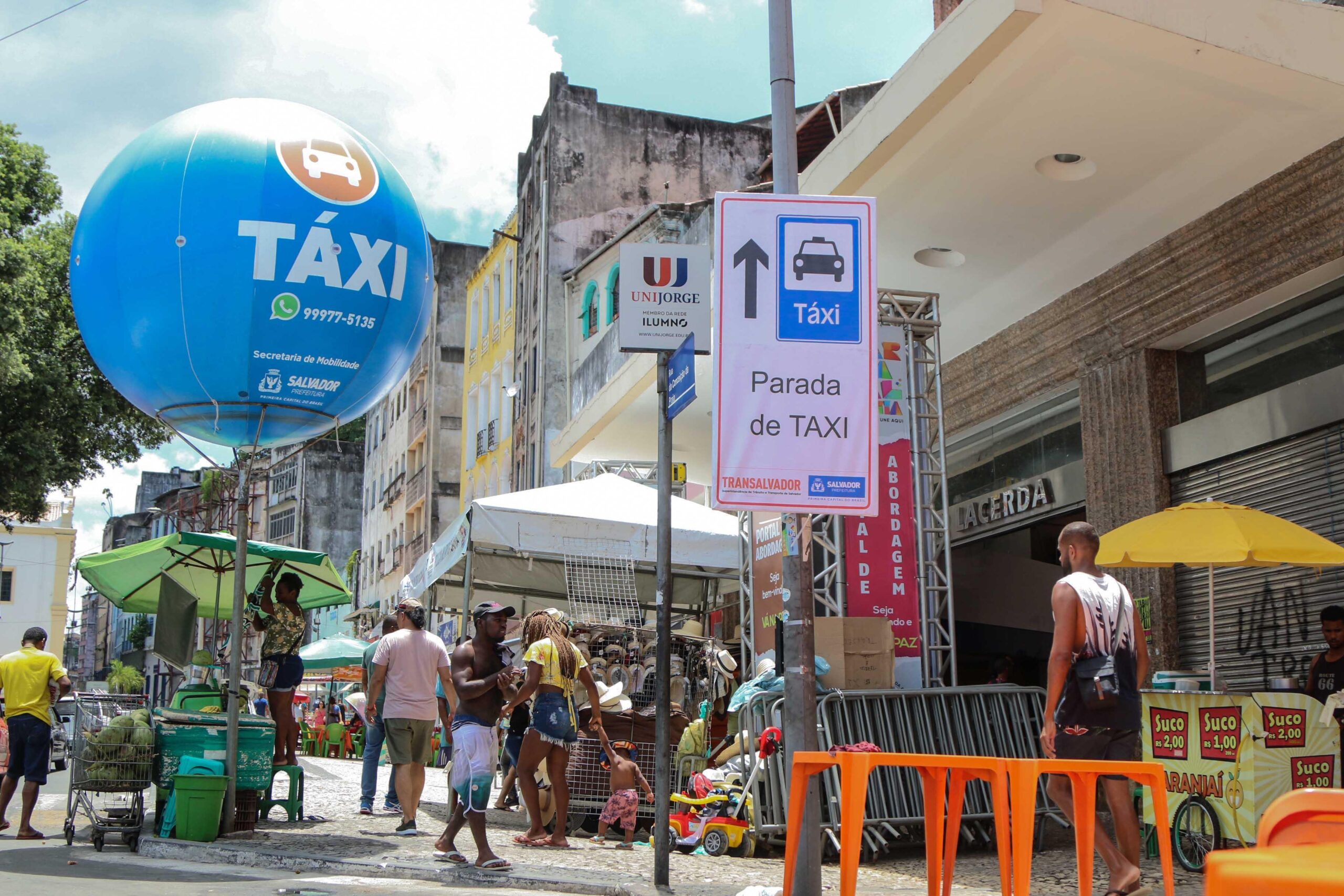 Táxis terão Bandeira 2 liberada durante o Carnaval