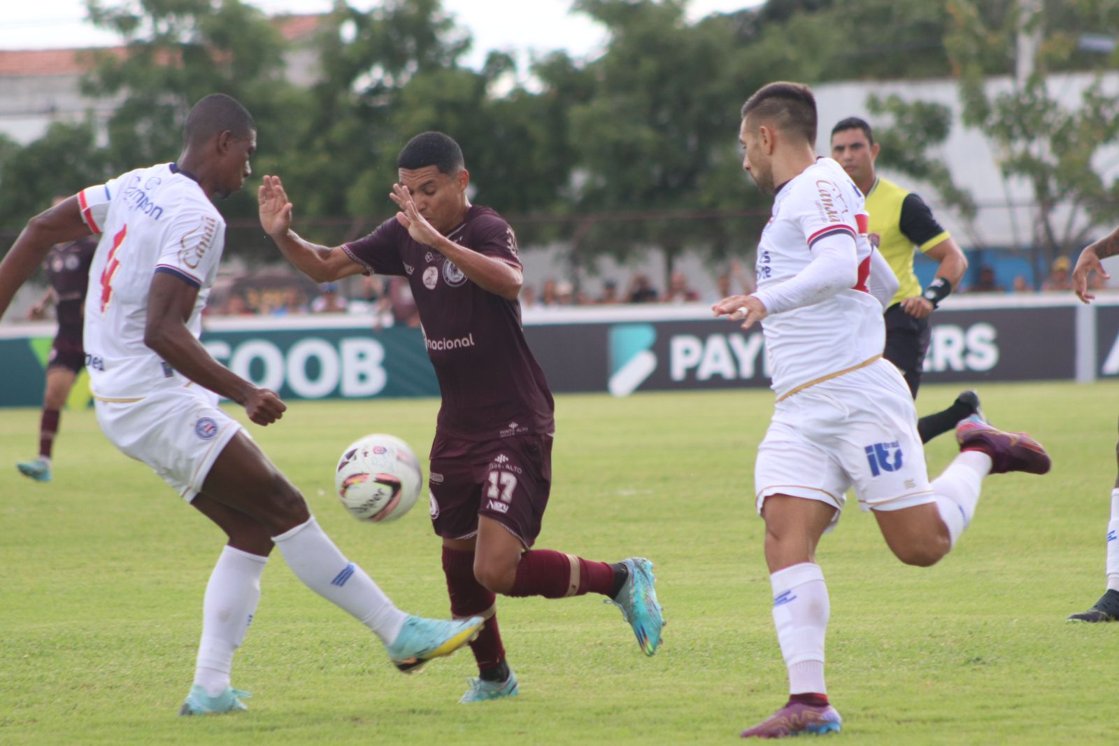 Bahia e Jacuipense ficam em 1 a 1 no primeiro jogo da final do Estadual
