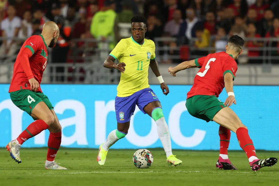 No primeiro jogo após a morte de Pelé, Brasil perde para Marrocos por 2 a 1