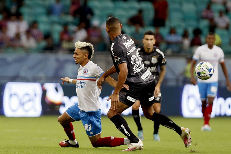 Herói, Marcos Felipe garante classificação do Bahia na Copa do Brasil