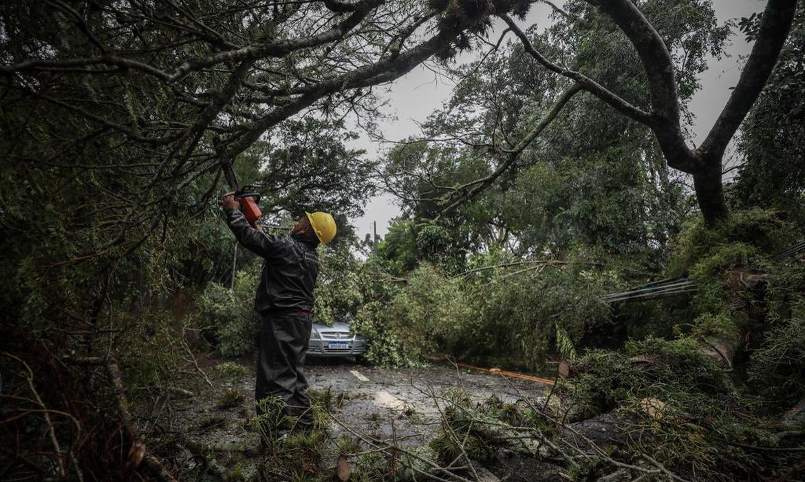 Ciclone extratropical já provocou a morte de 13 pessoas no Rio Grande do Sul