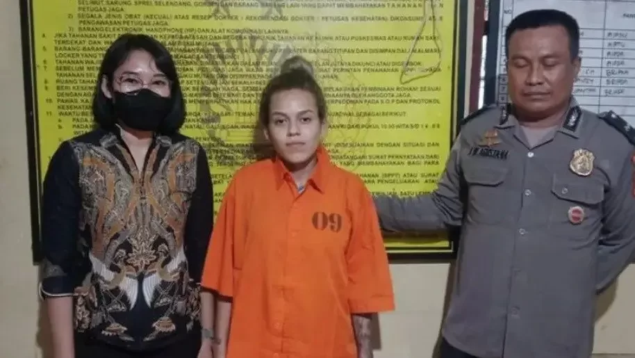 Traficante brasileira escapa da pena de morte na Indonésia