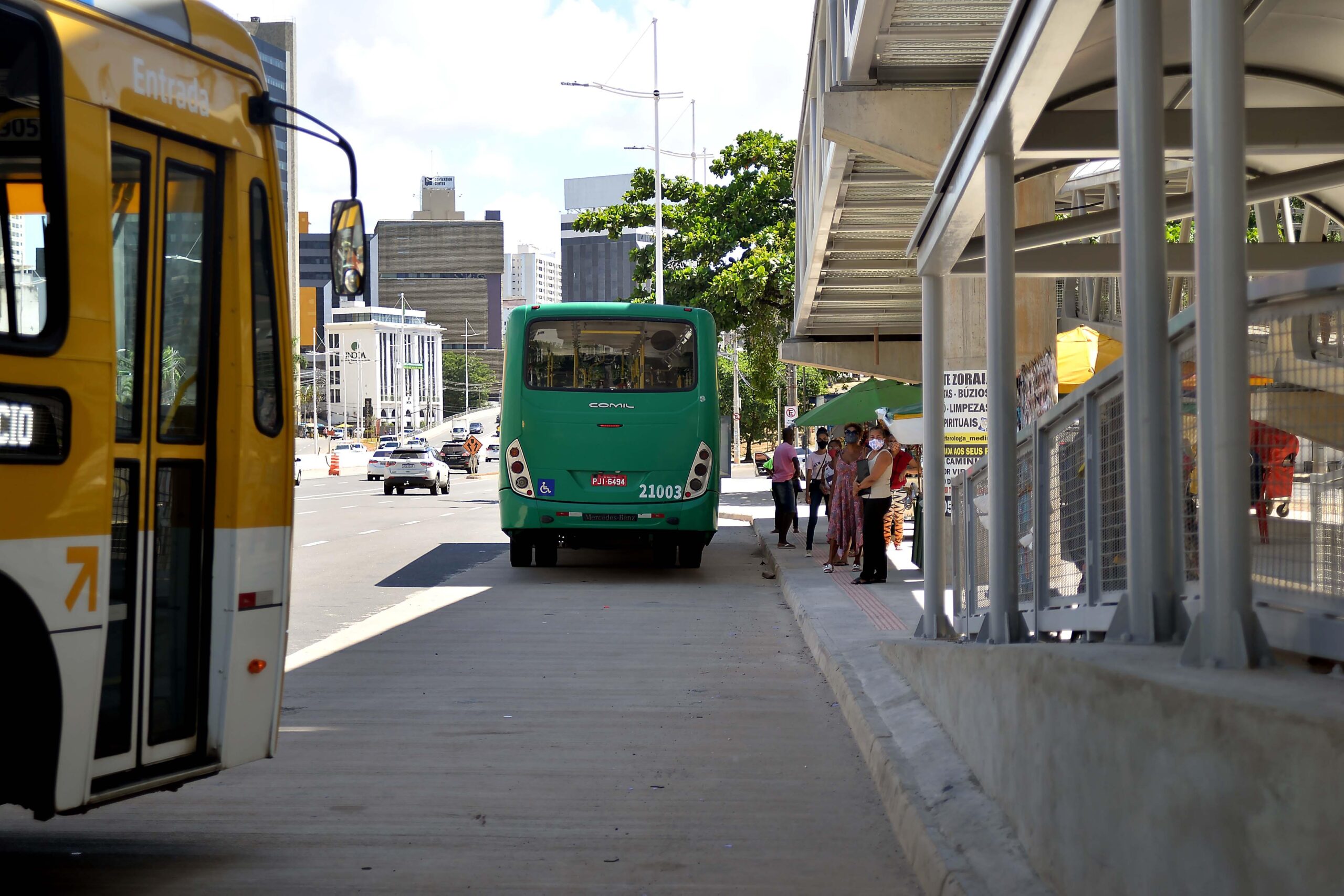 Linhas de ônibus de Salvador passarão por adaptações; medidas vão reduzir em 72% o tempo de espera nos pontos
