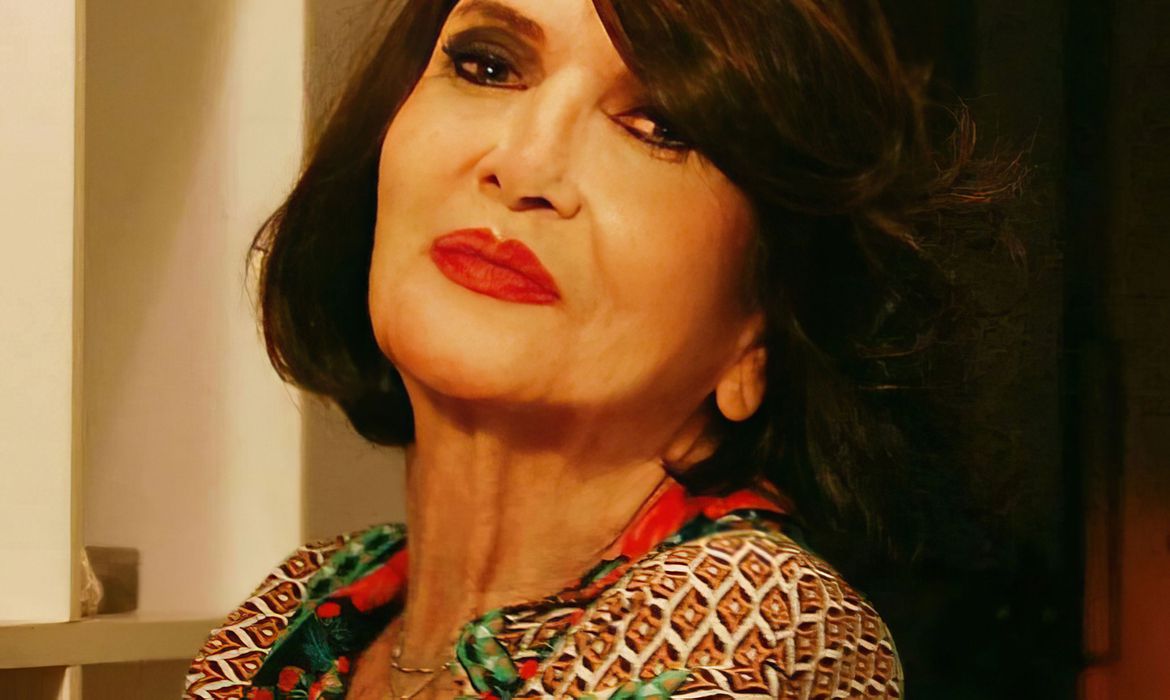 Cantora Doris Monteiro morre aos 88