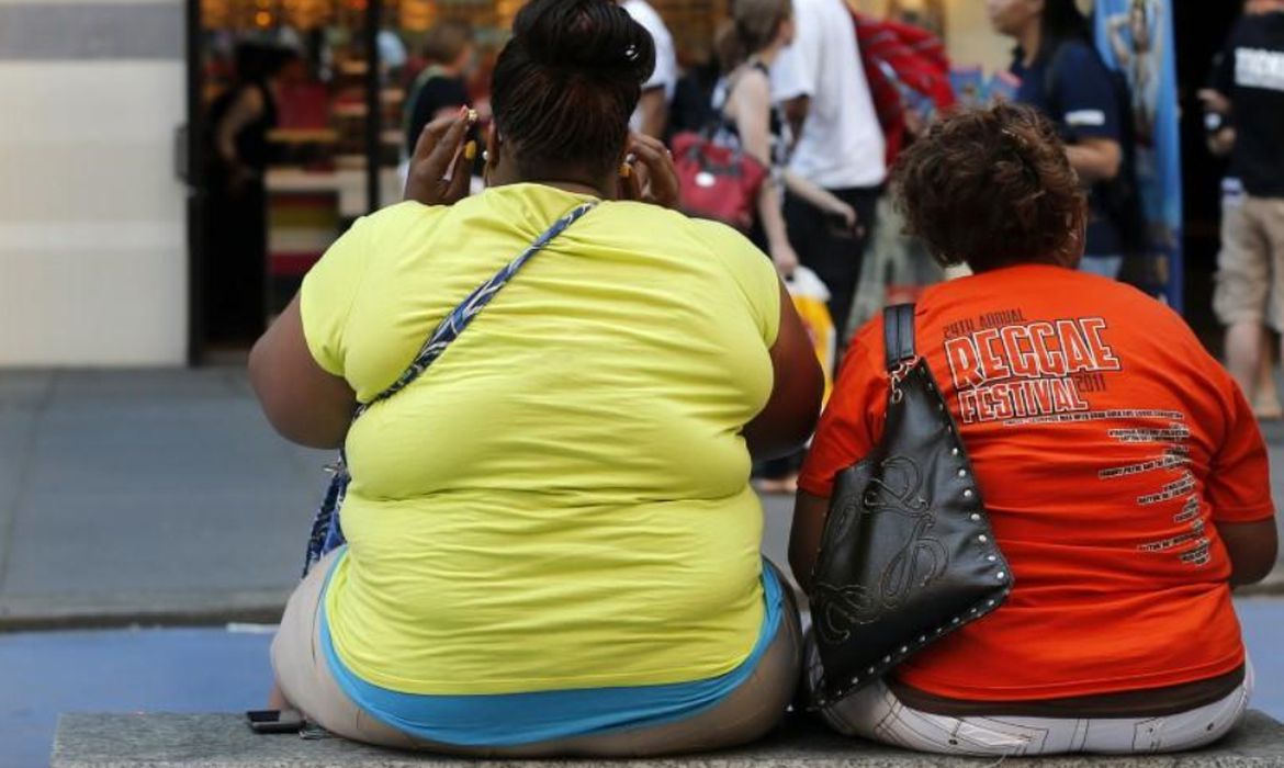 Mais de 50% dos brasileiros têm excesso de peso