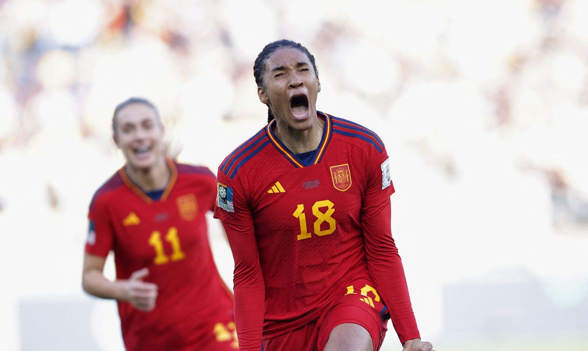 Na prorrogação, Espanha vence Holanda e vai à semifinal da Copa de Futebol Feminino