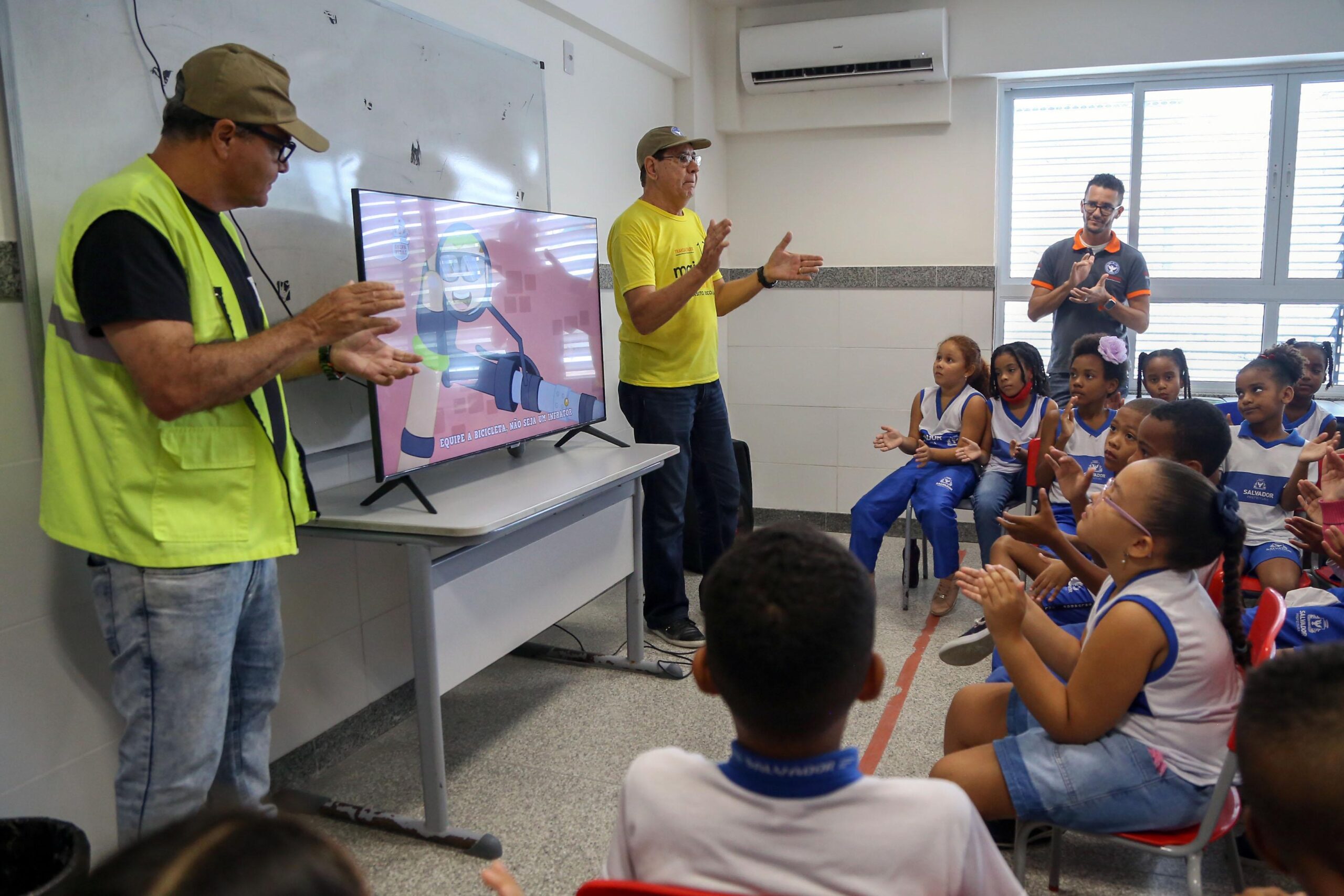 Programa da Transalvador inicia novo ciclo de palestras nas escolas