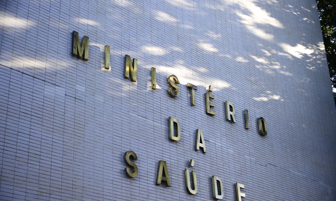 Ministério da Saúde vai oferecer 300 vagas temporárias