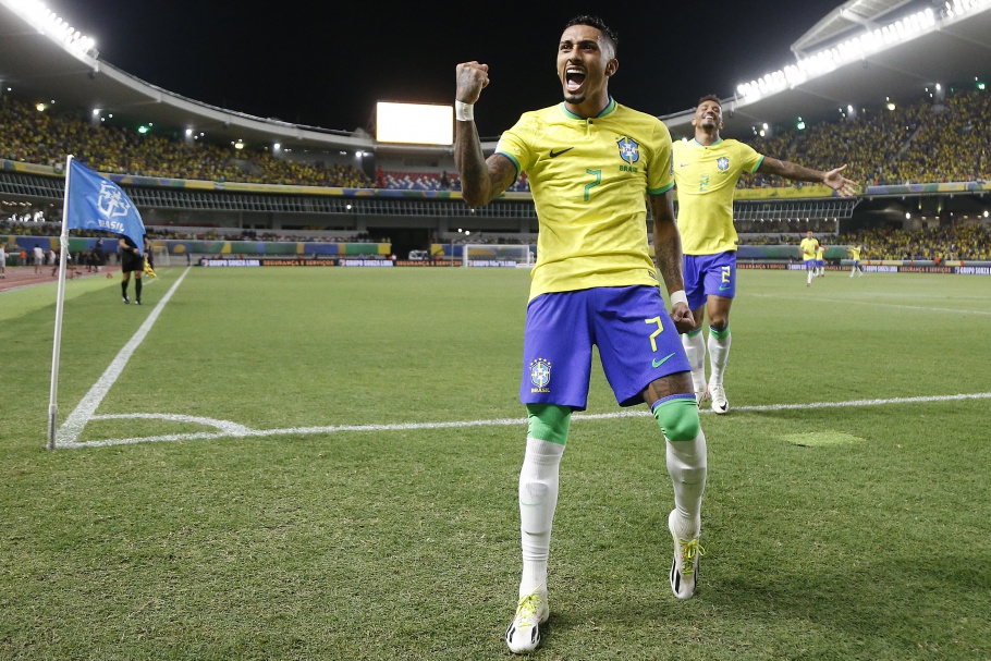 Na estreia das Eliminatórias, Brasil goleia Bolívia por 5 a 1