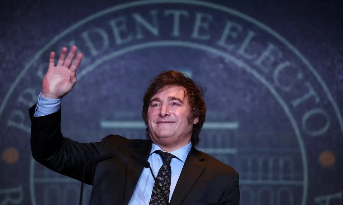 Ultradireitista Javier Milei é o novo presidente da Argentina