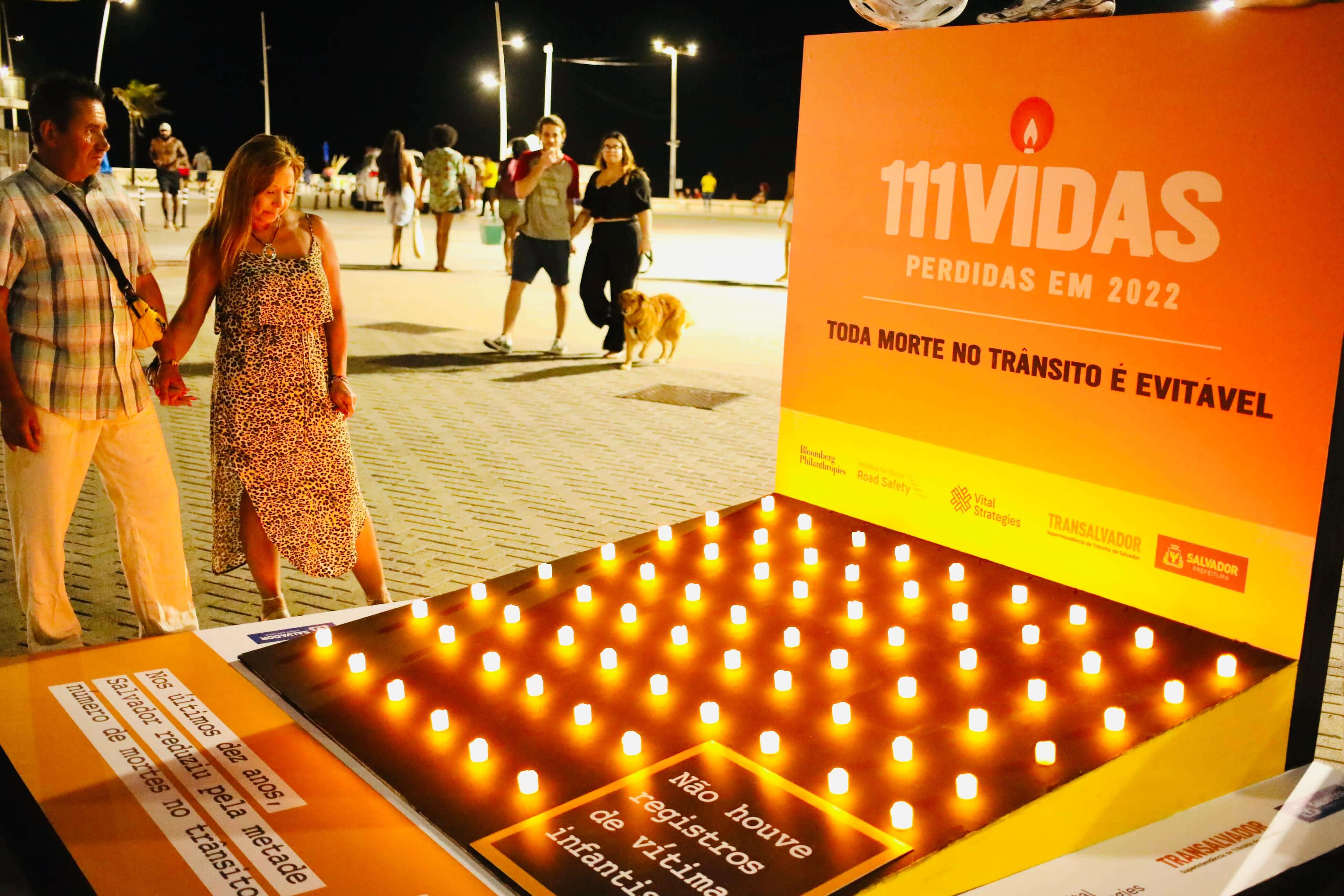 Memória às vítimas de trânsito: painel é instalado no Farol da Barra