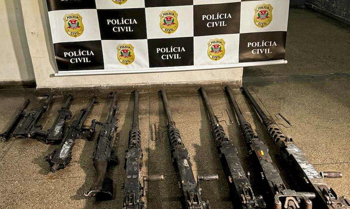 Metralhadoras roubadas do Exército são recuperadas no Rio