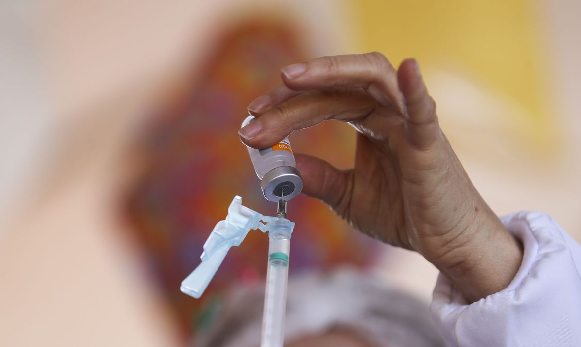 Governo quer vacinar 6,6 milhões contra gripe no Norte
