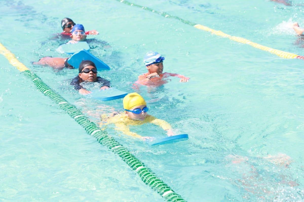 Arena Aquática Salvador prorroga inscrições para aulas de hidroginástica e natação até sexta-feira (8)