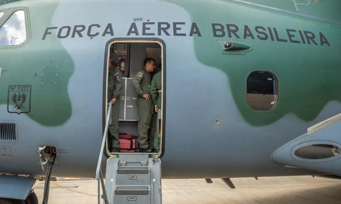 Voo para resgatar mais brasileiros na Faixa de Gaza decola nesta quinta-feira (7)