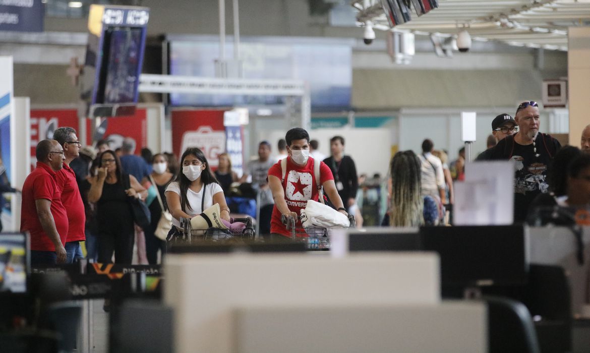 Brasil passa a exigir vistos para turistas do Canadá, Austrália e Estados Unidos