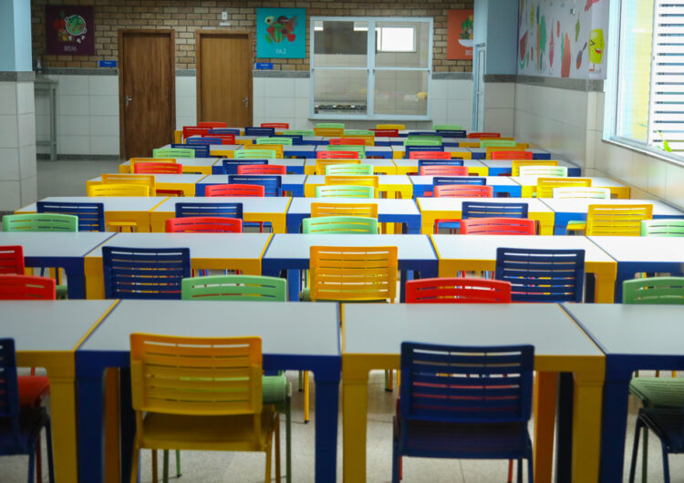 Prefeitura promove melhorias no mobiliário dos refeitórios da rede municipal de ensino