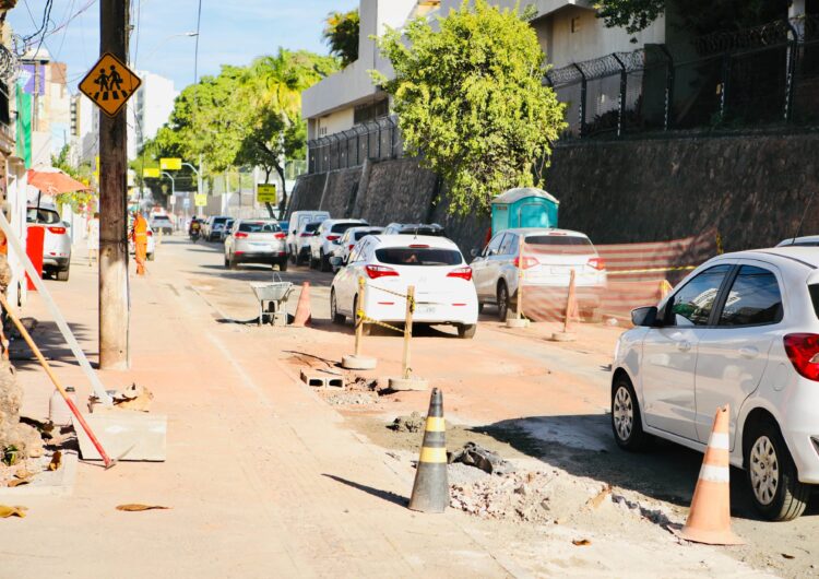 Obras de requalificação da rua das Rosas seguem em ritmo acelerado