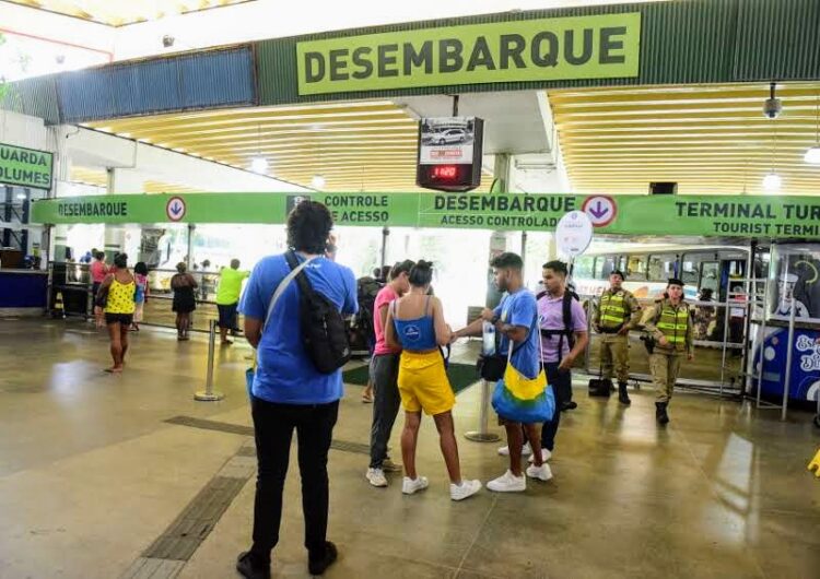 Salvador deve receber 1 milhão de turistas no Carnaval