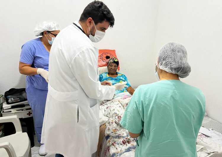 Serviço de Atenção Domiciliar garante assistência a mais de 1,2 mil pacientes em Salvador