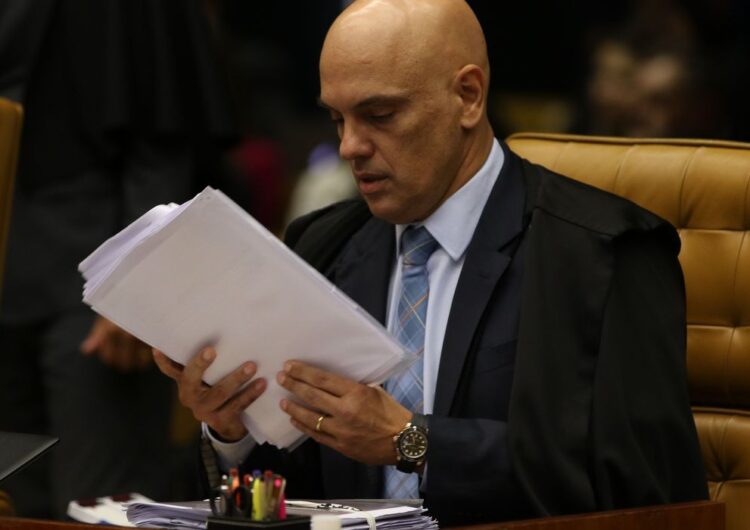 Alexandre de Moraes retira sigilo do inquérito que apura tentativa de golpe