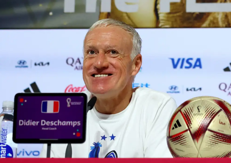 Técnico Deschamps deixará a seleção francesa após a Copa de 2026