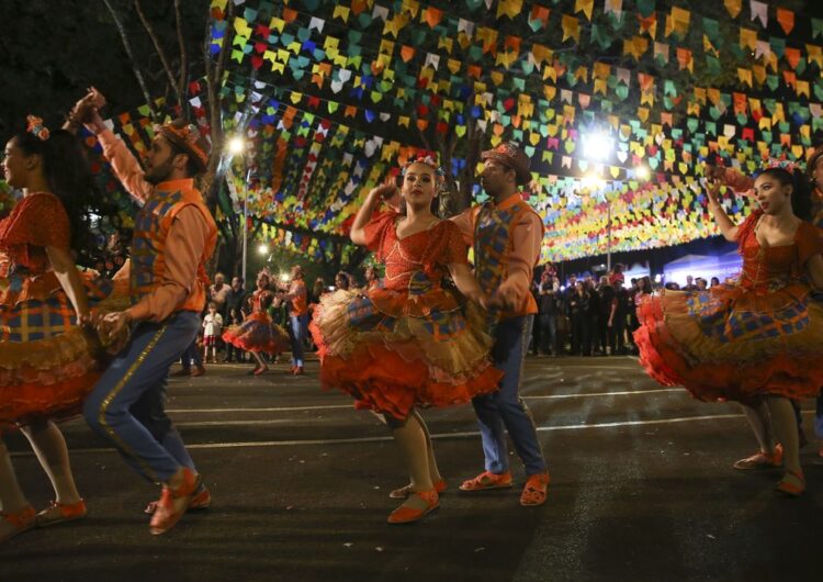 Pesquisa mostra que brasileiro prefere festa junina ao Carnaval