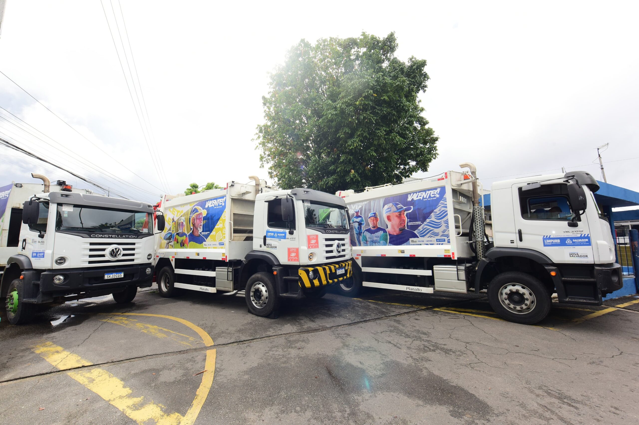 Prefeitura renova 60% da frota de compactadores utilizados na coleta de resíduos de Salvador