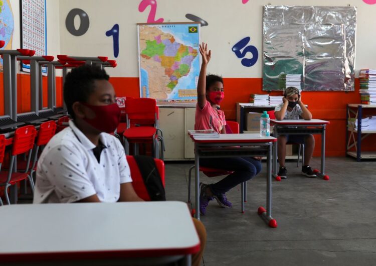 Estudantes de escolas públicas aumentam presença nas universidades