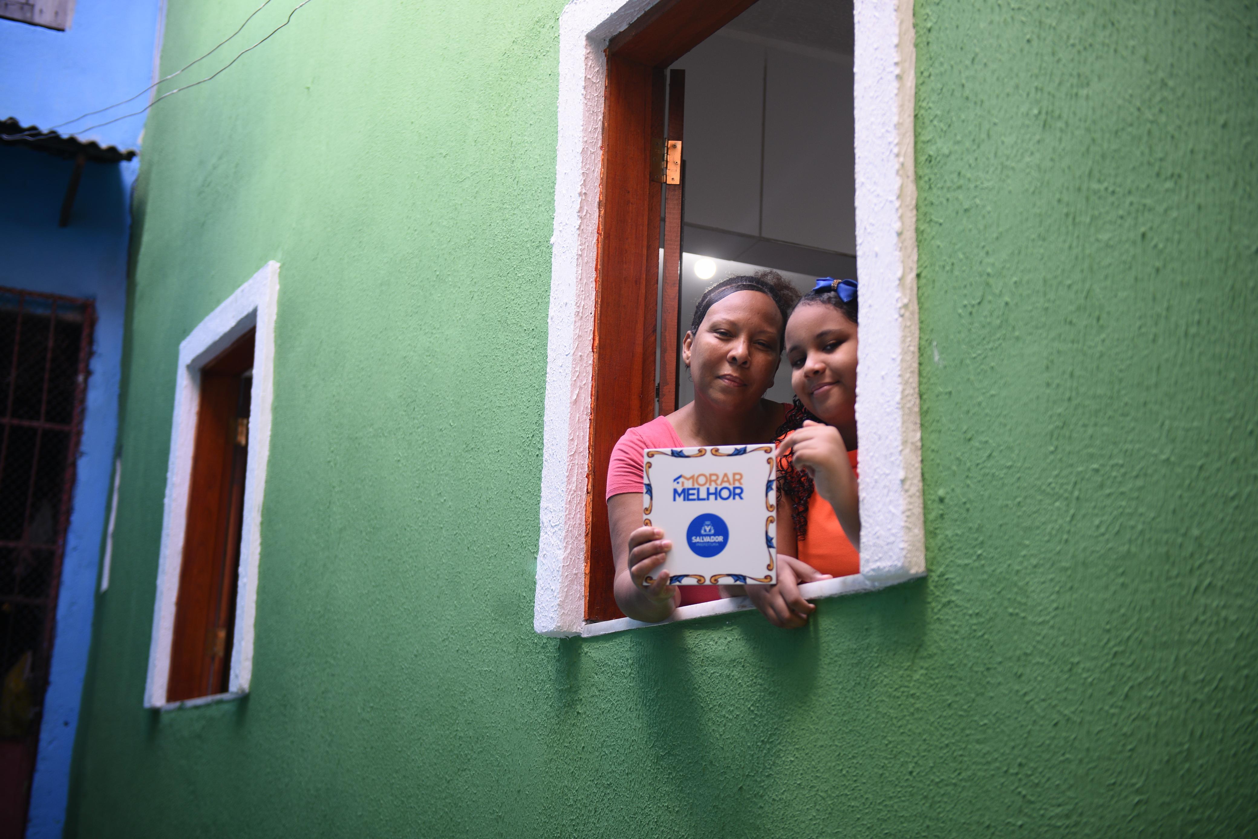 Prefeitura entrega 100 casas reformadas no Acupe de Brotas pelo programa Morar Melhor