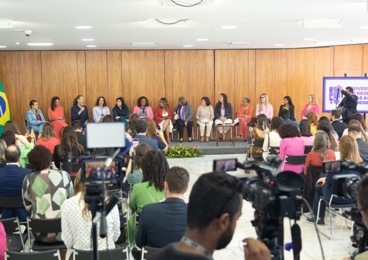 Mulheres terão pelo menos metade das vagas na segunda fase do CNU 2025