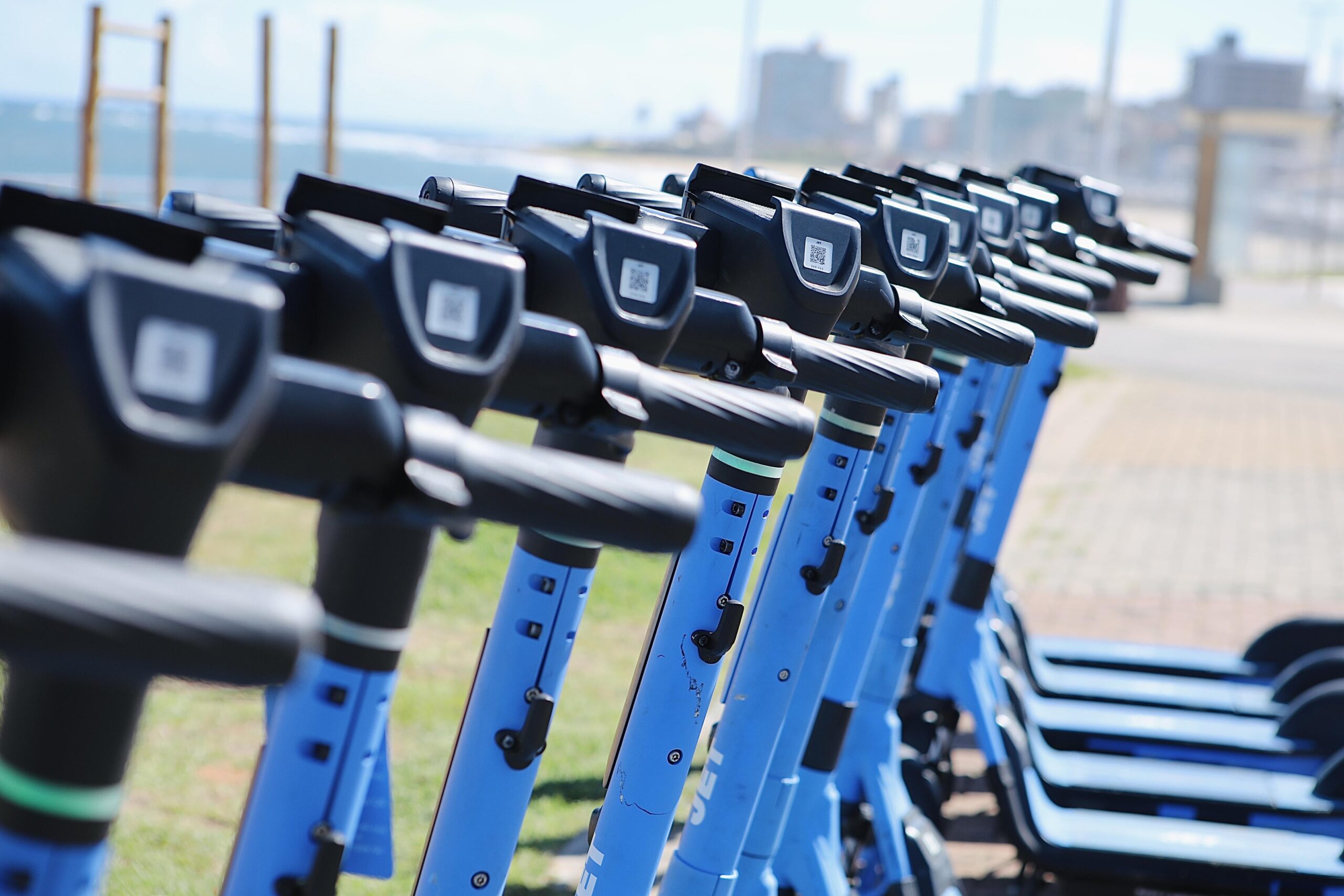 Prefeitura regulamenta uso de bicicletas e patinetes elétricos em Salvador