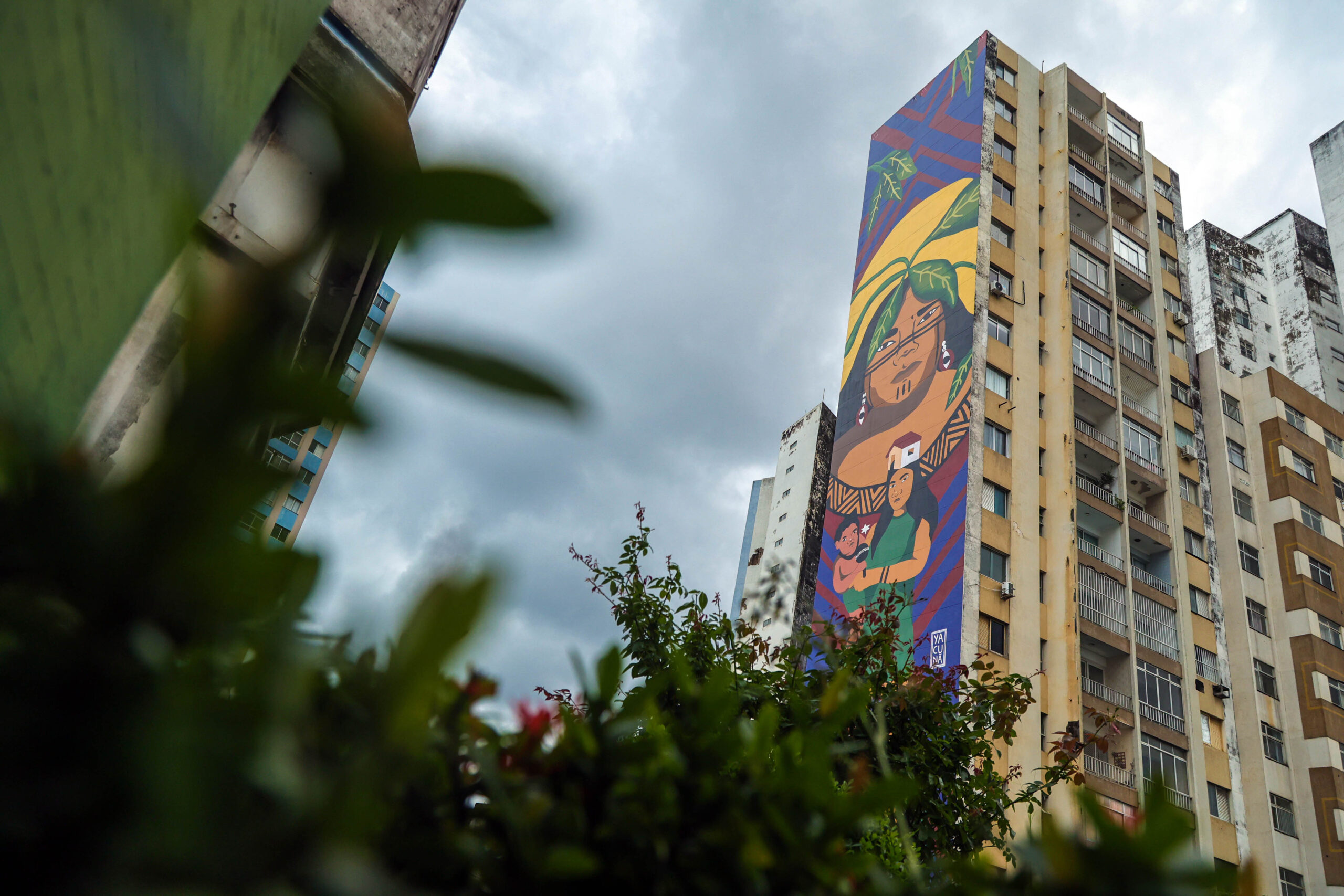 Projeto promove maior arte vertical já realizada em Salvador