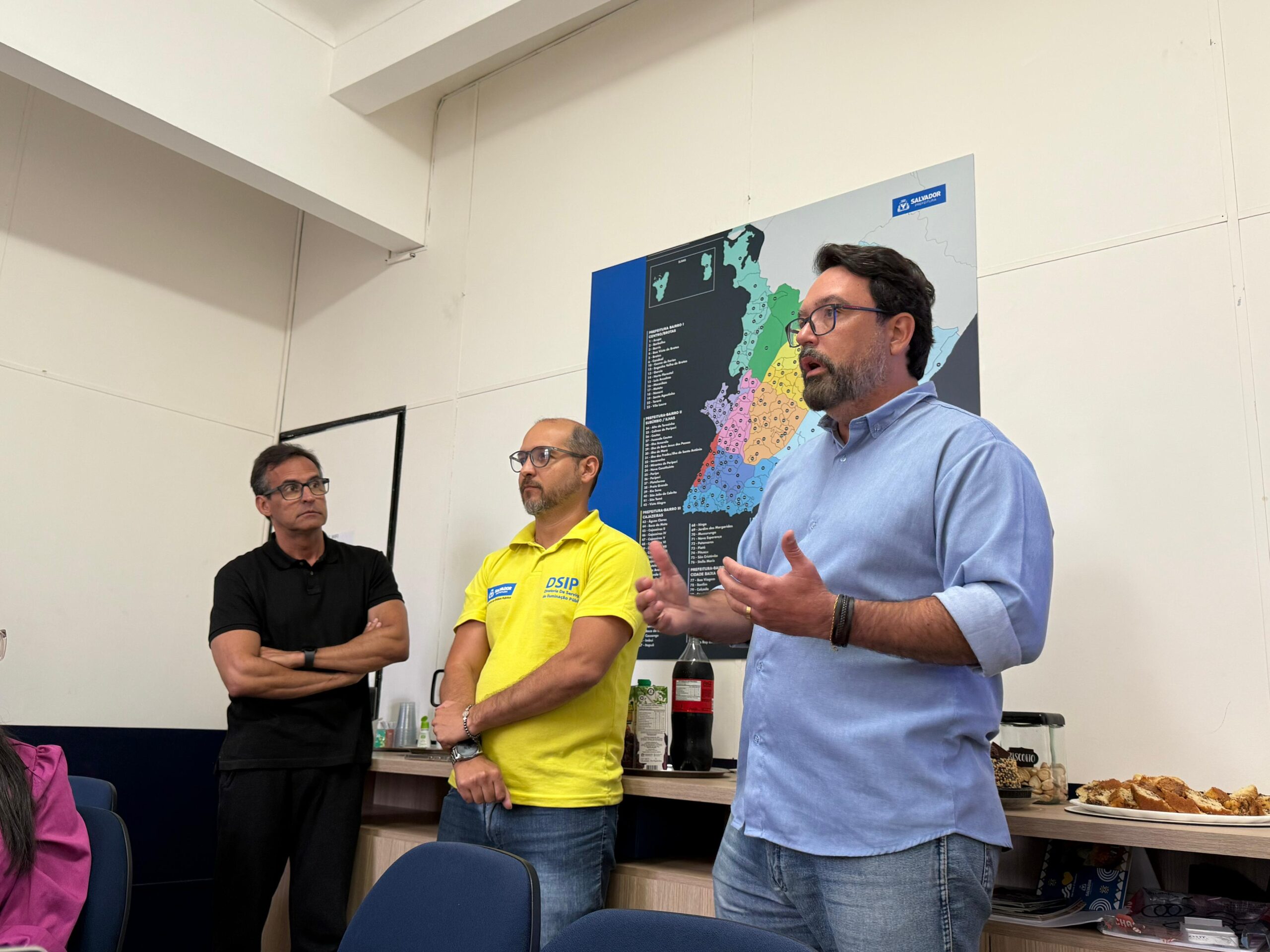 Diretoria de Iluminação capacita subprefeitos de Salvador para uso de nova ferramenta digital de manutenção