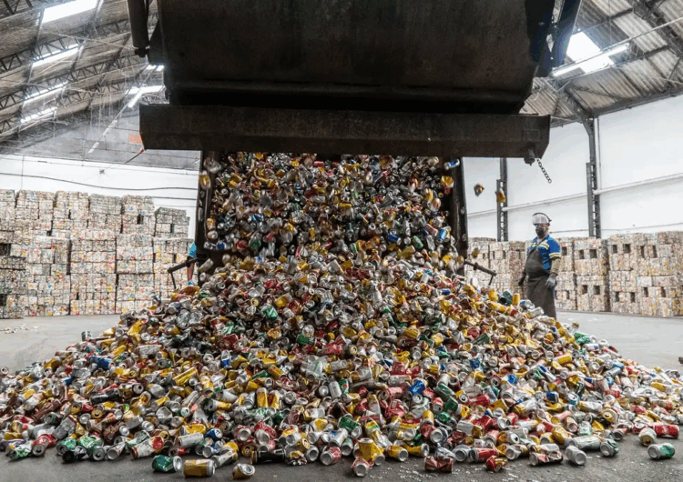 Brasil reciclou 97,3% das latinhas de alumínio em 2024