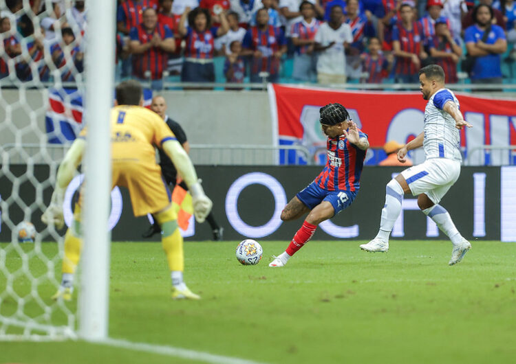 Com hat trick de Tiago, Bahia goleia Confiança e conquista pentacampeonato da Copa do Nordeste