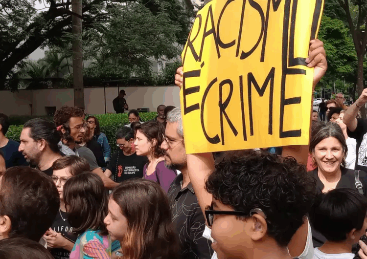 Defensoria pede R$ 759 mil de indenização contra shopping de SP por racismo